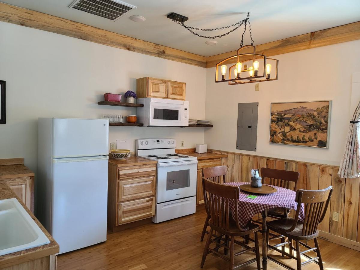 Mrs. Anderson'S Lodging 레번워스 외부 사진